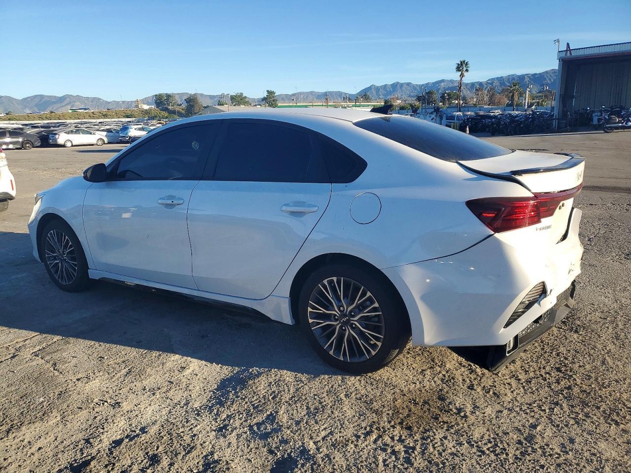 2024 KIA FORTE