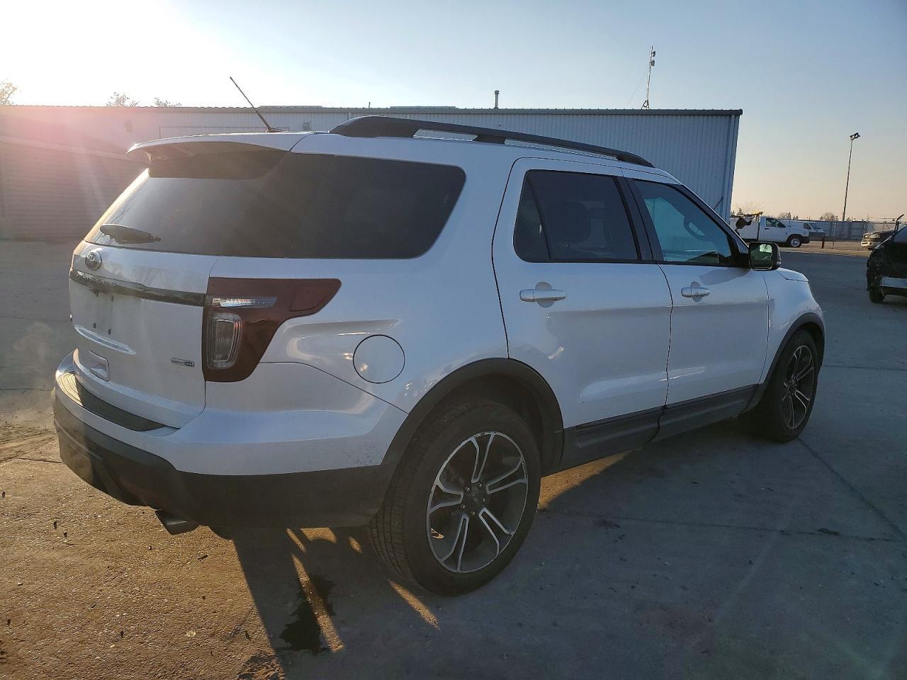2015 FORD Explorer Sport Trac