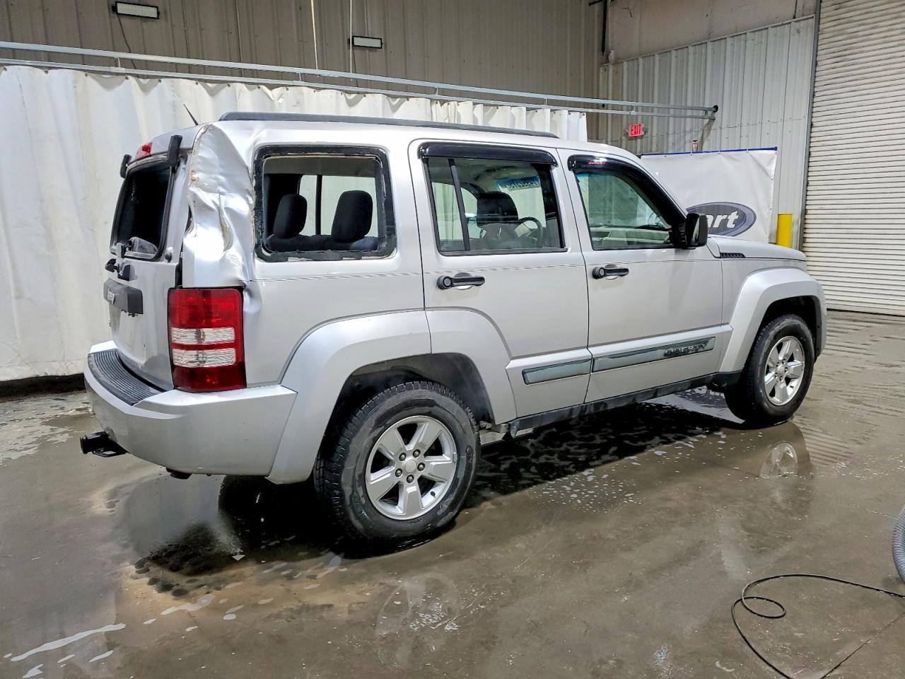 2010 JEEP Liberty
