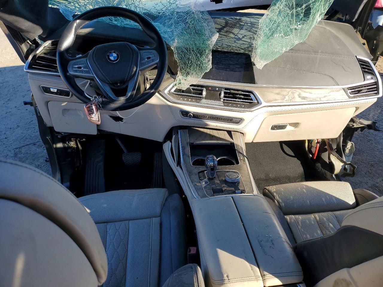 2019 BMW X7