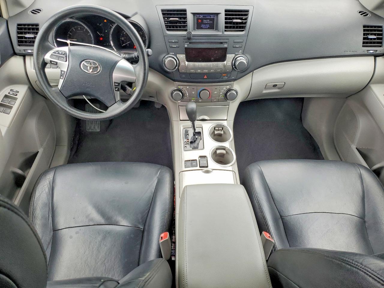 2011 TOYOTA HIGHLANDER