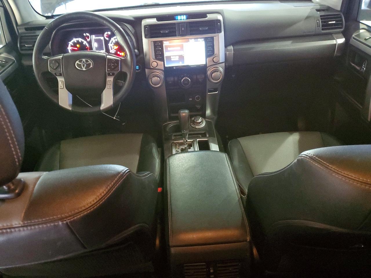 2022 TOYOTA 4Runner