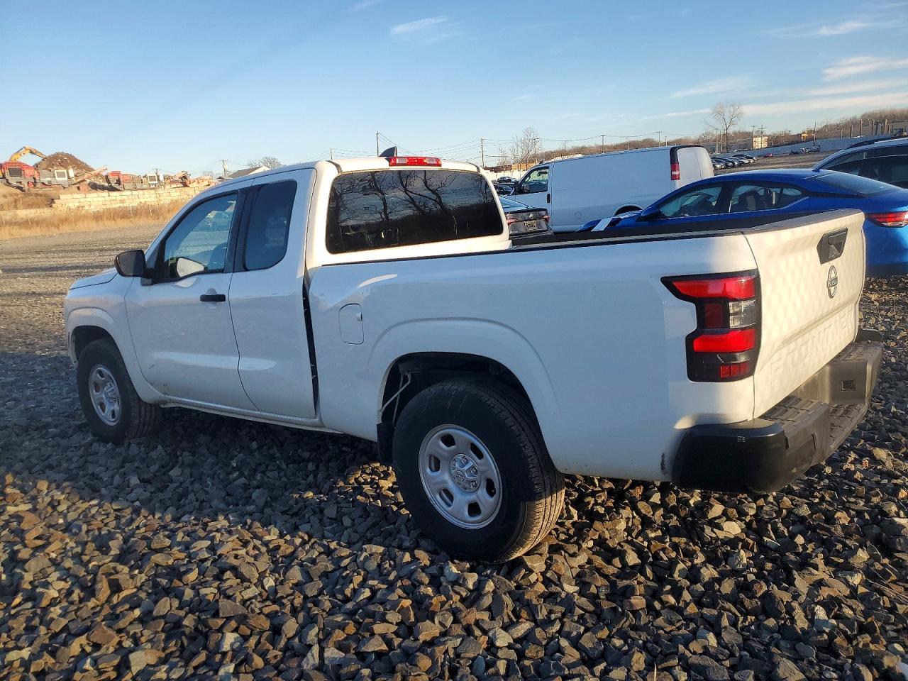 2022 NISSAN Frontier