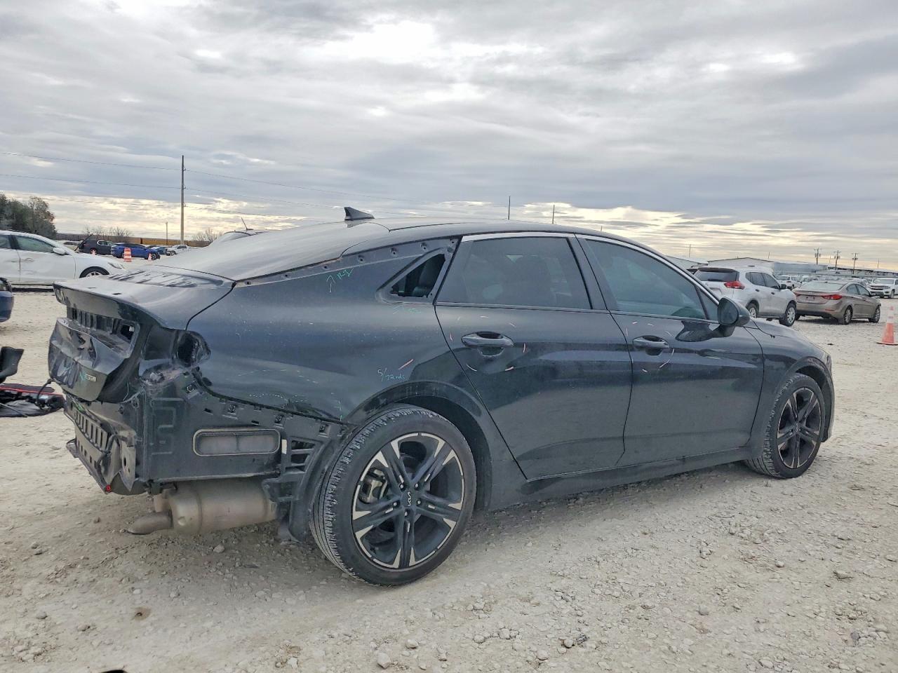 2023 KIA K5