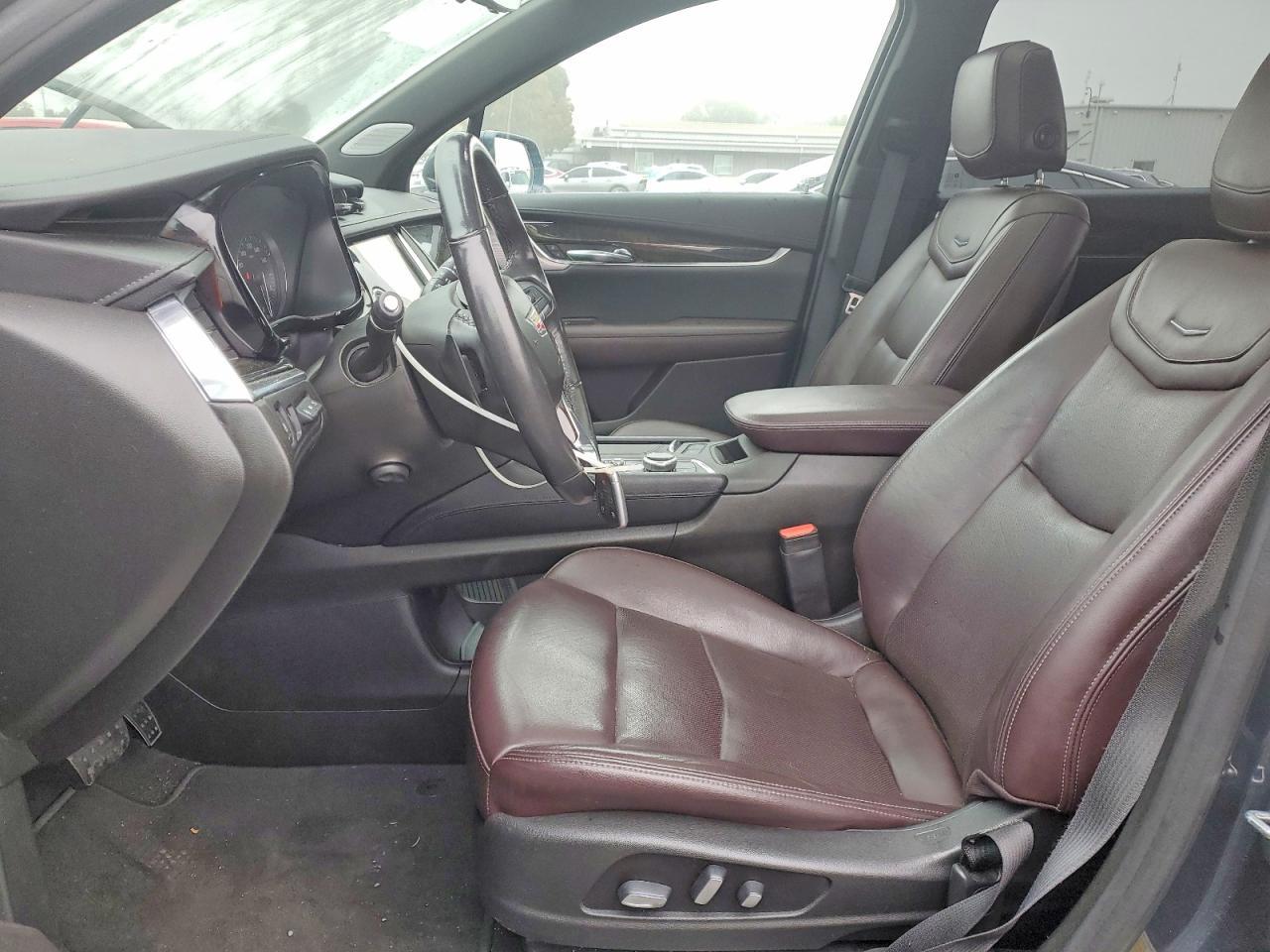2020 CADILLAC XT6