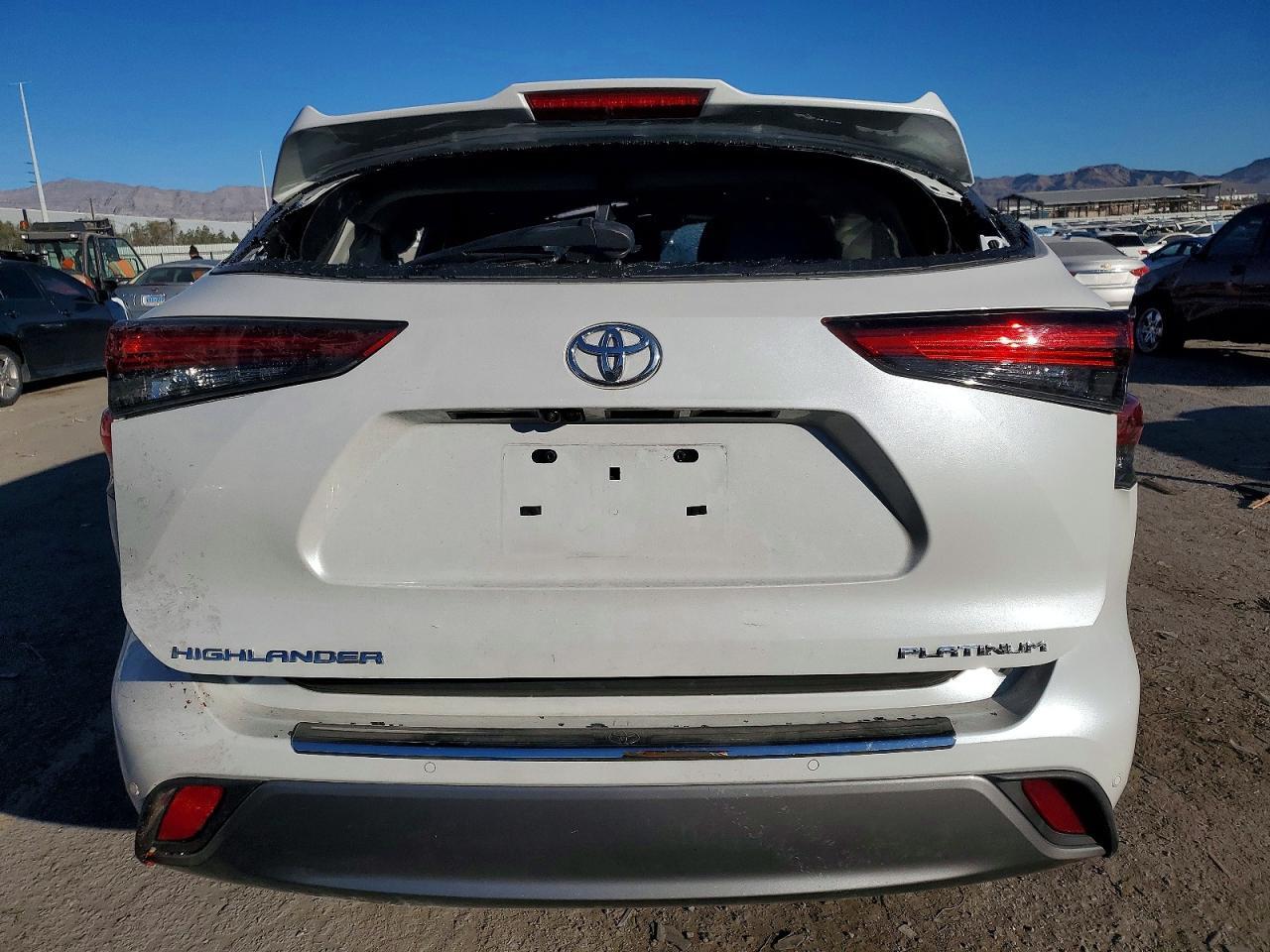 2023 TOYOTA HIGHLANDER