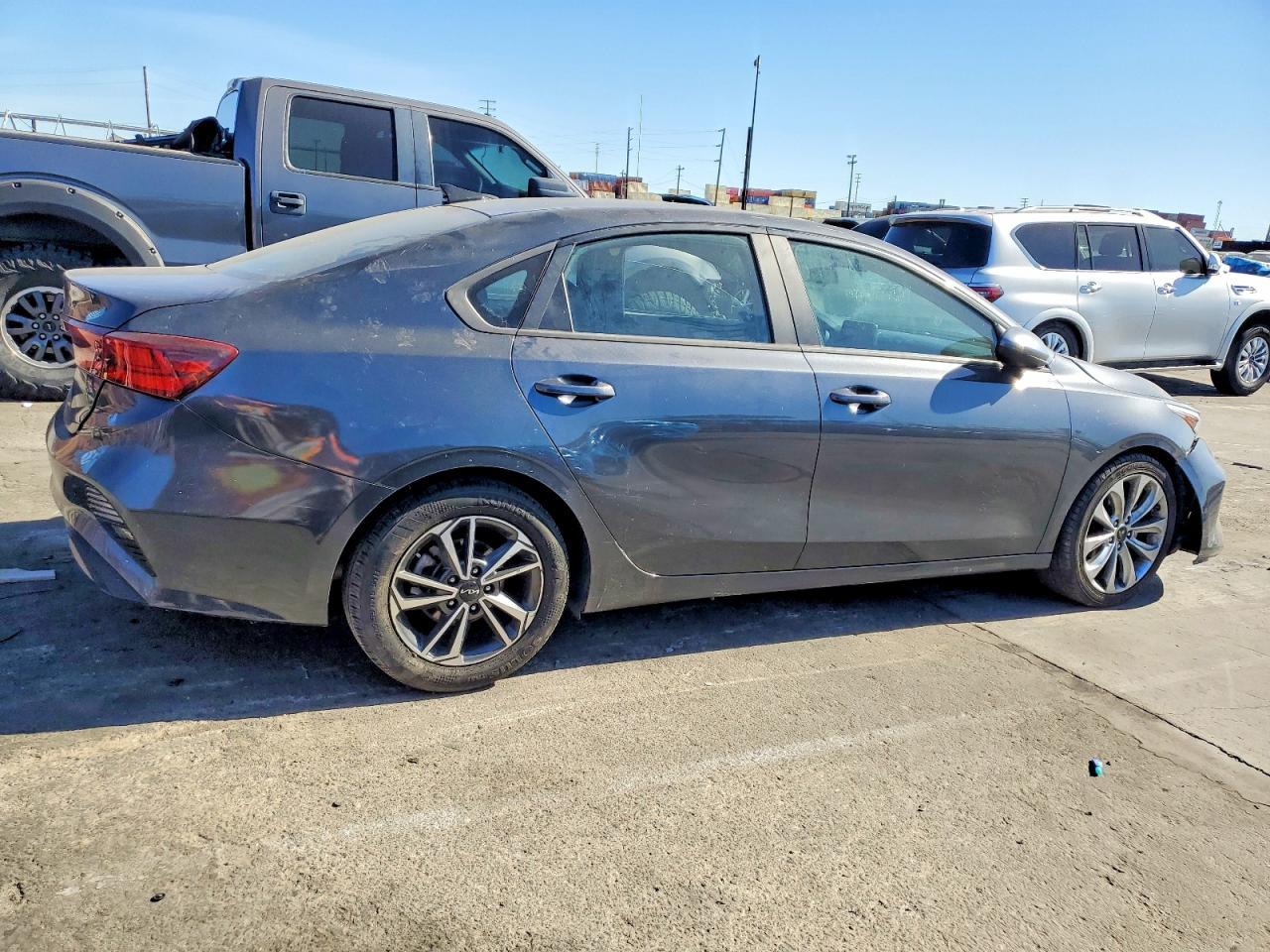 2023 KIA FORTE