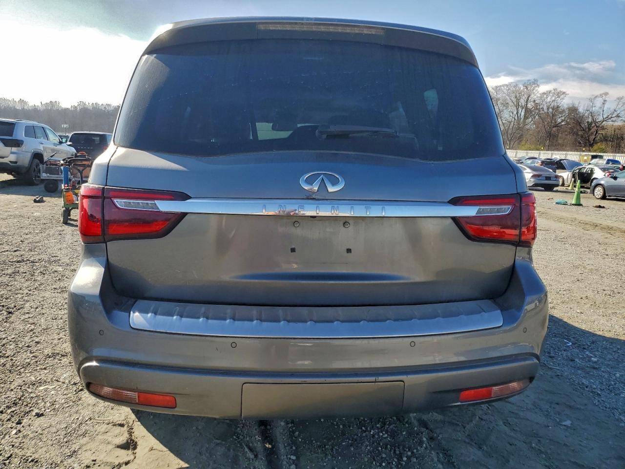 2018 INFINITI QX80