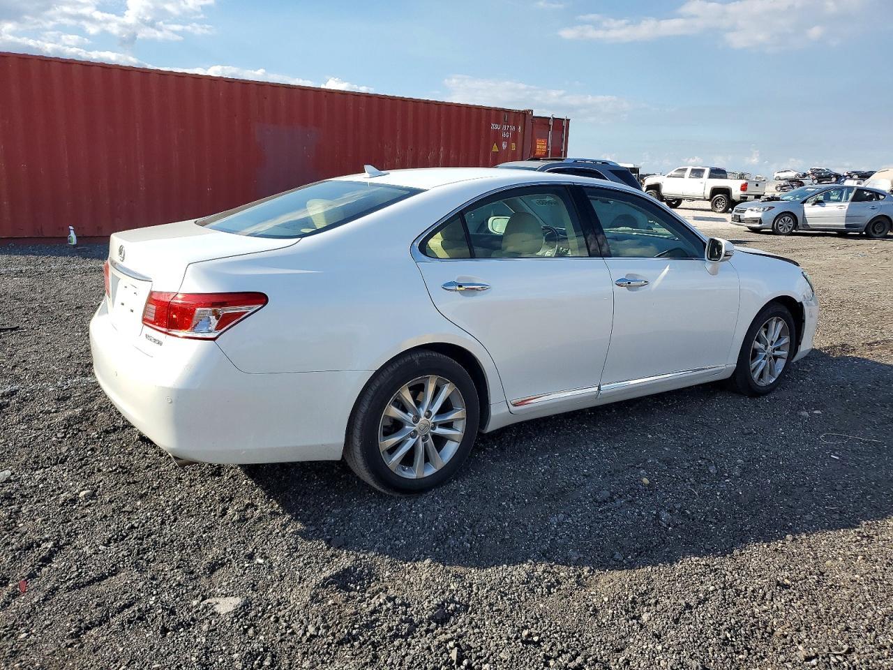 2011 LEXUS ES 350