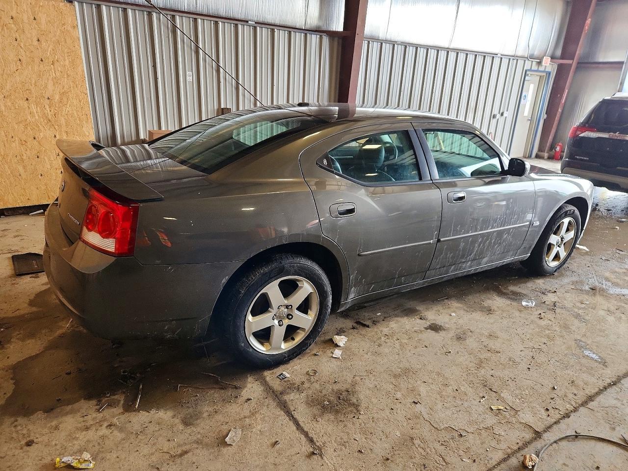 2010 DODGE CHARGER