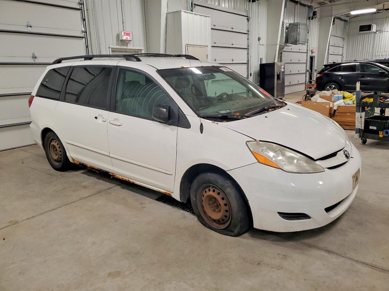2008 TOYOTA SIENNA