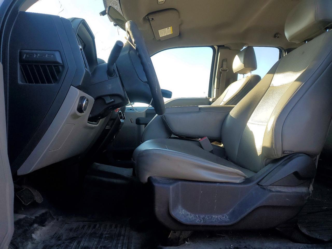 2015 FORD F-150