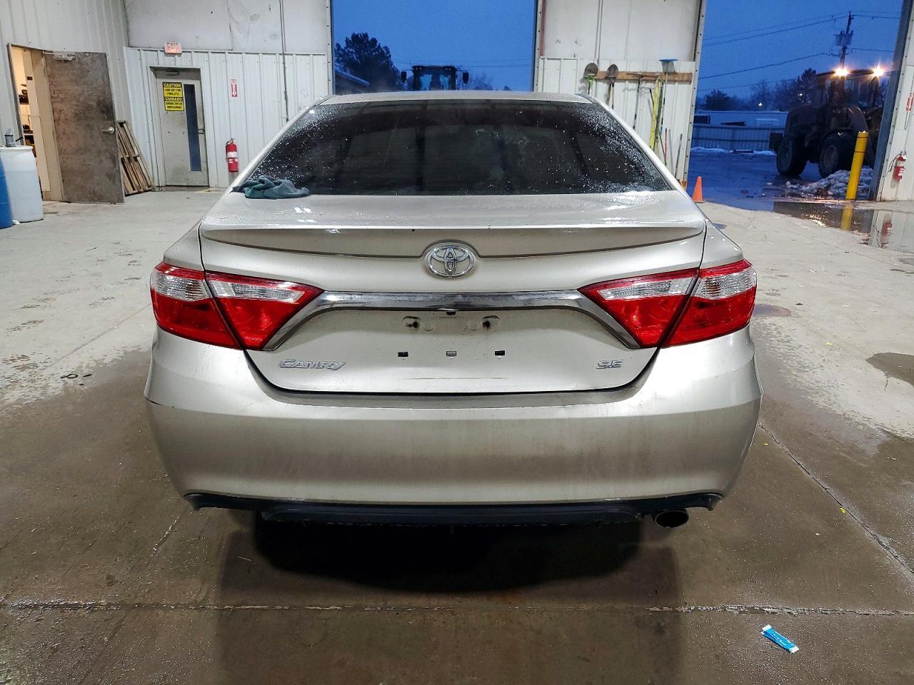 2017 TOYOTA CAMRY