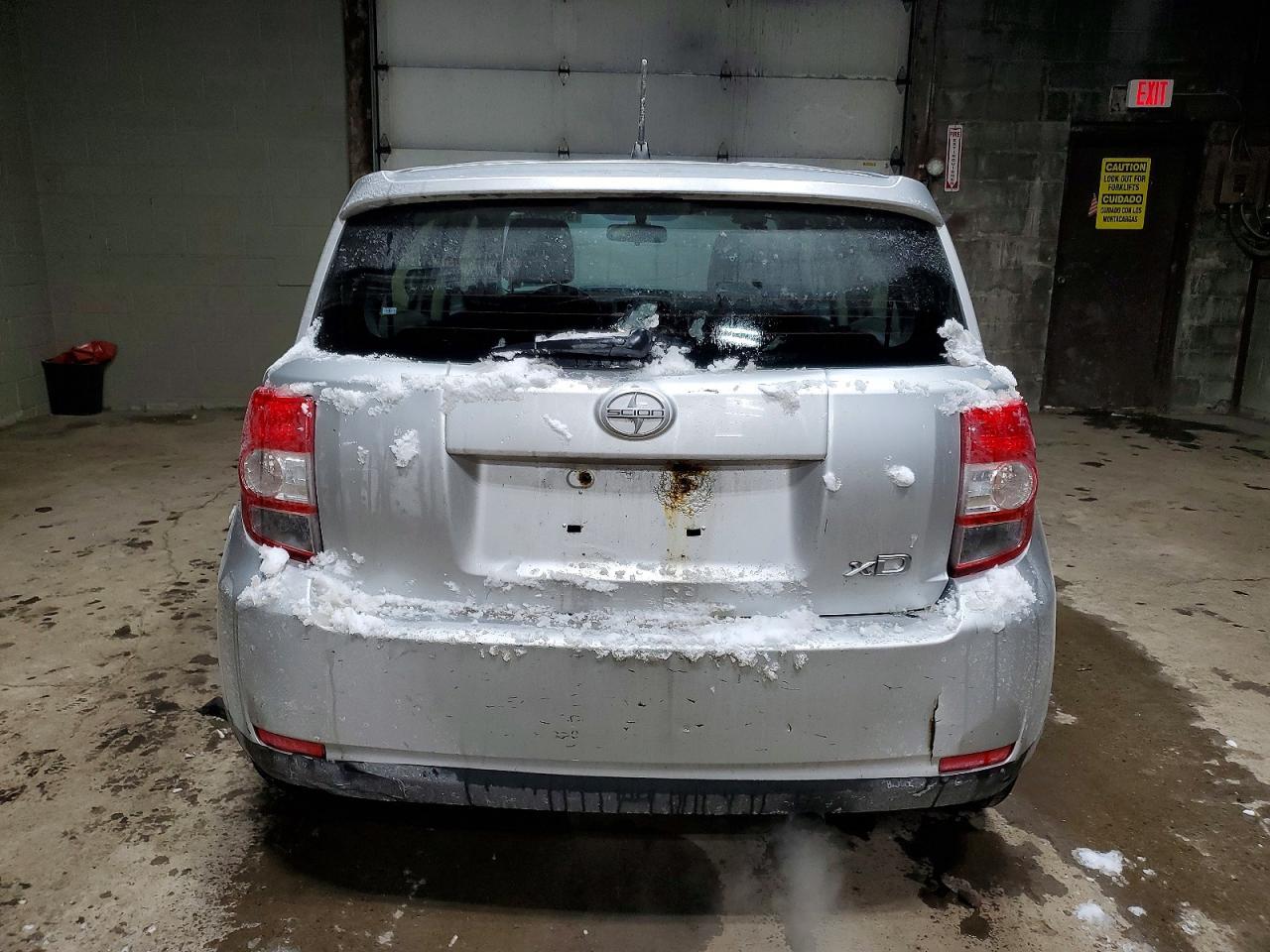 2013 TOYOTA SCION