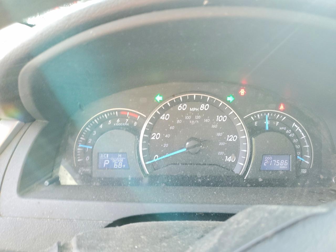 2012 TOYOTA CAMRY