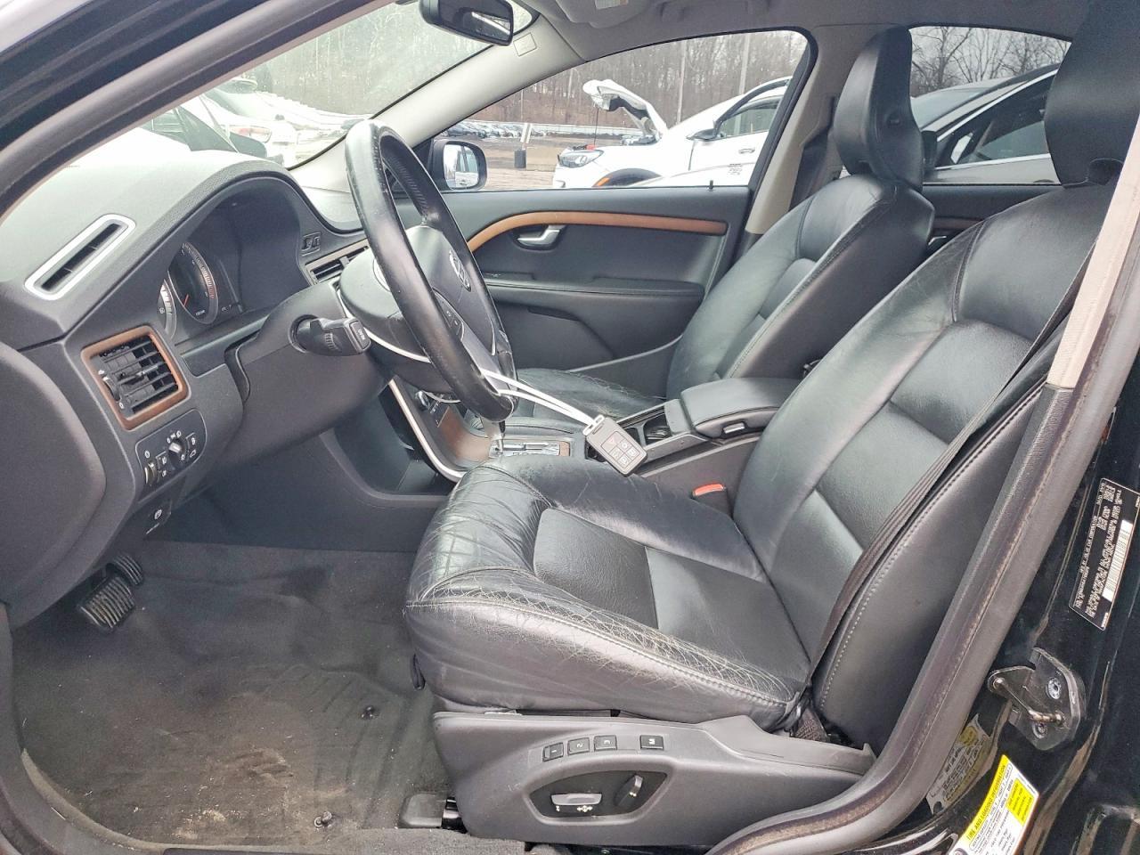 2010 VOLVO S80