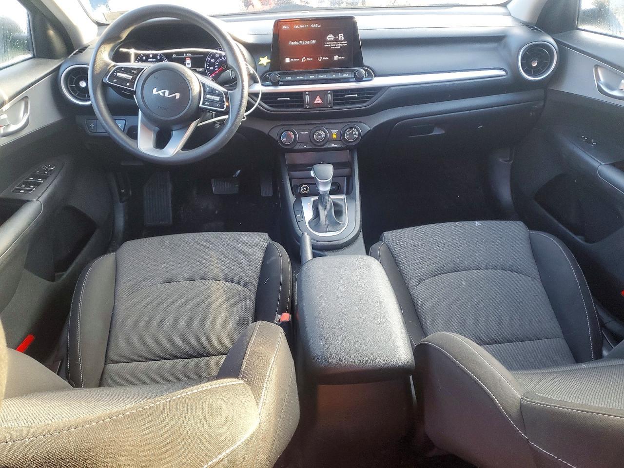 2023 KIA FORTE