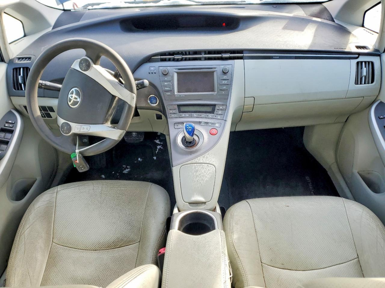 2013 TOYOTA PRIUS