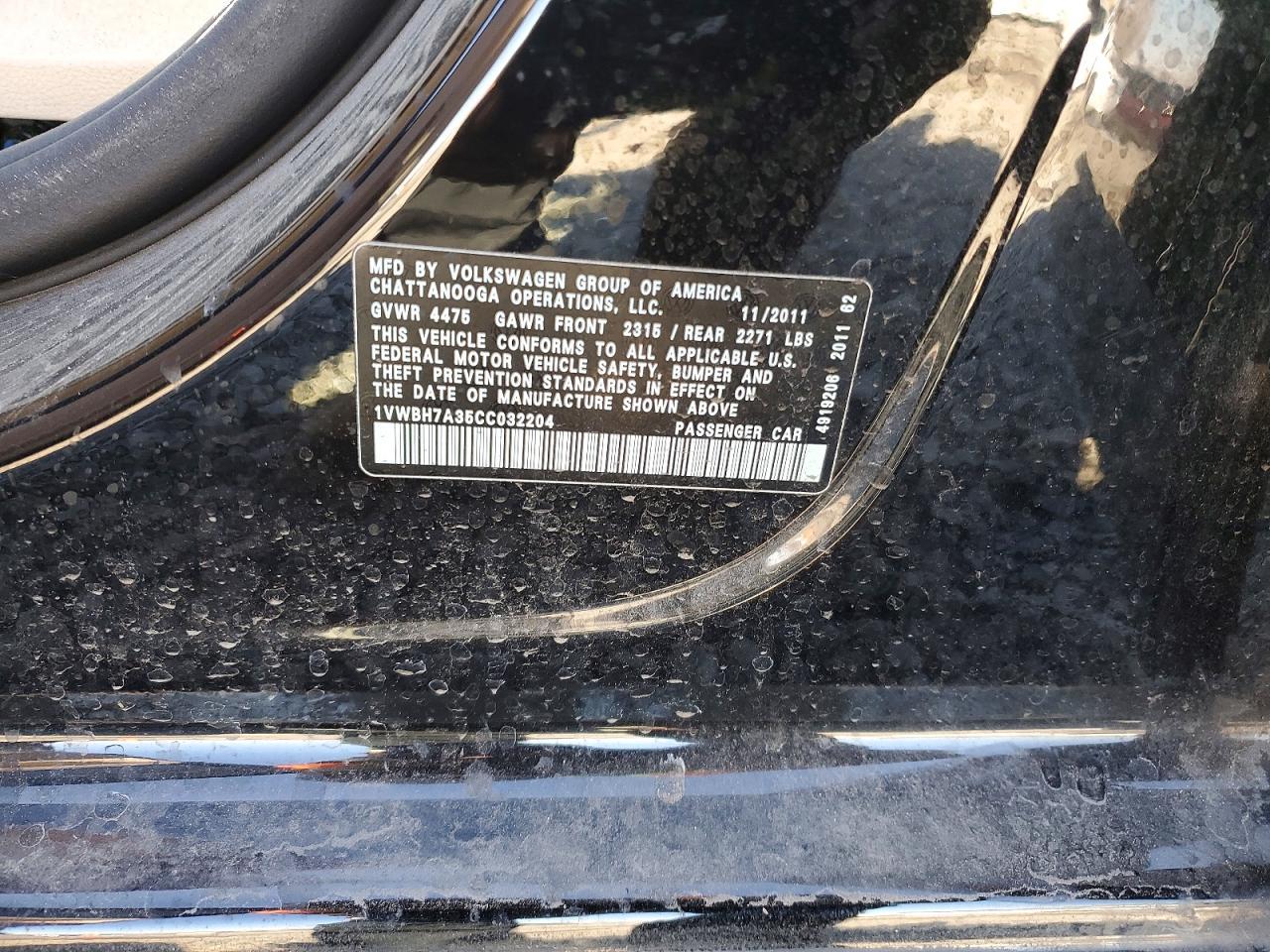2012 VOLKSWAGEN Passat