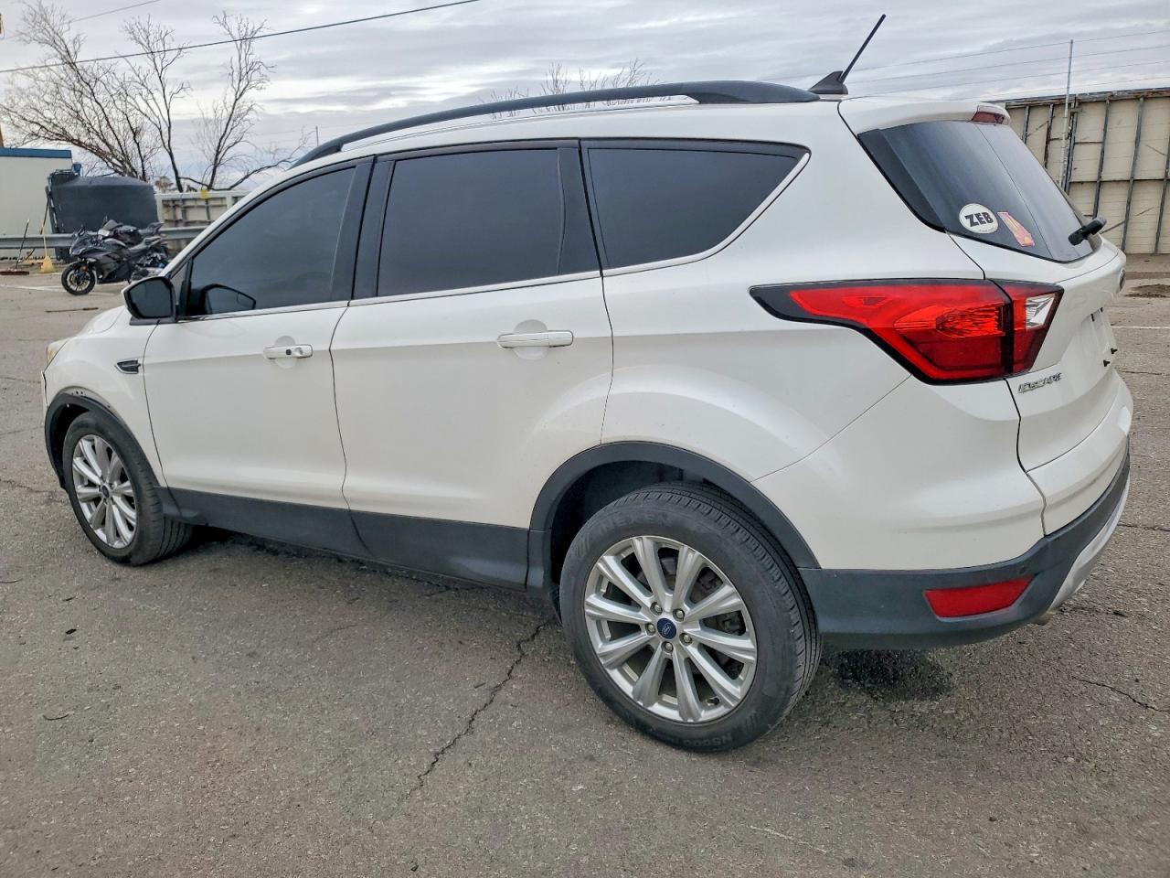 2019 FORD ESCAPE