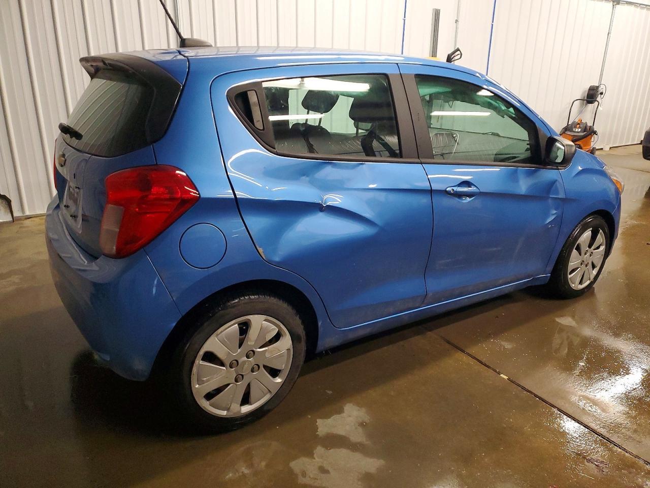 2017 CHEVROLET Spark