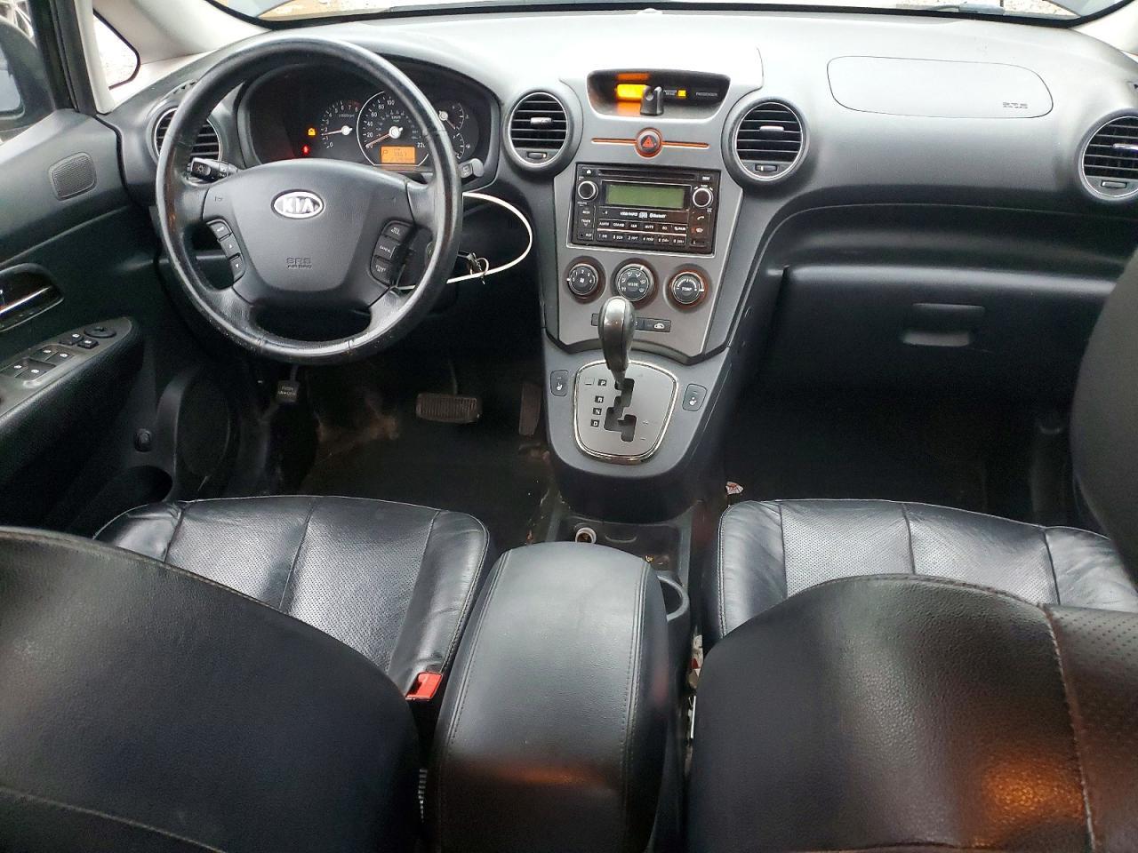 2012 KIA RONDO