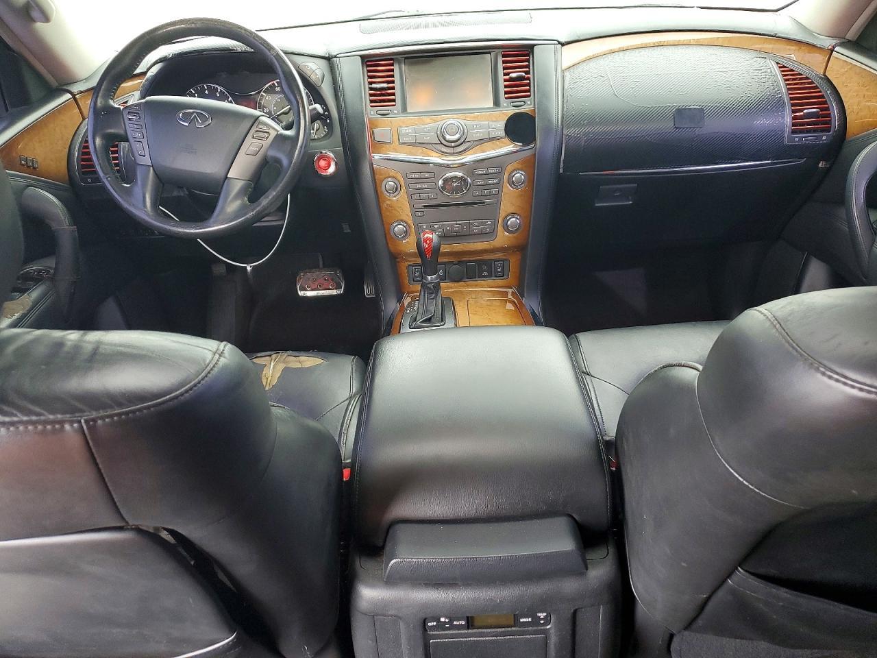 2011 INFINITI QX56