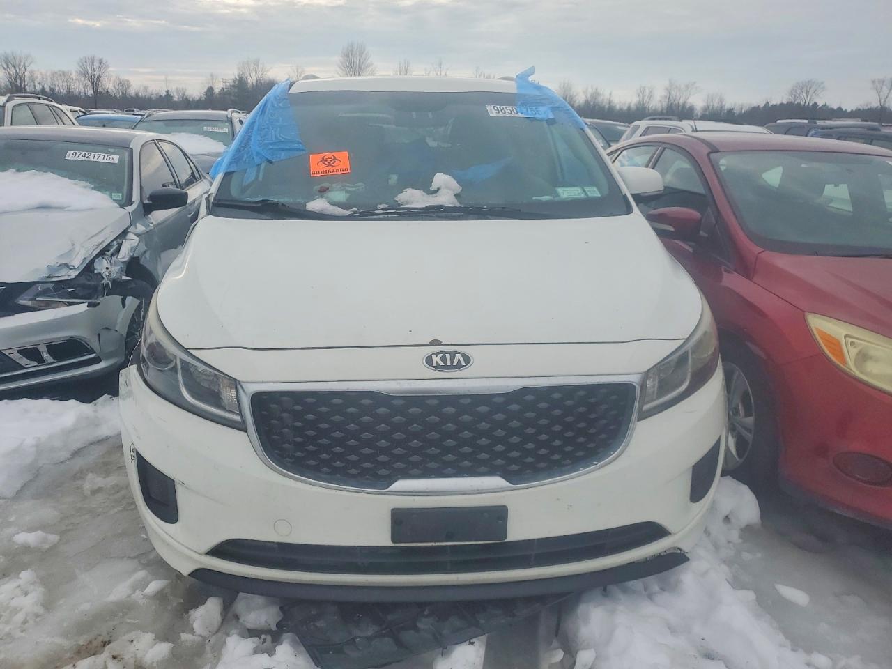 2015 KIA SEDONA