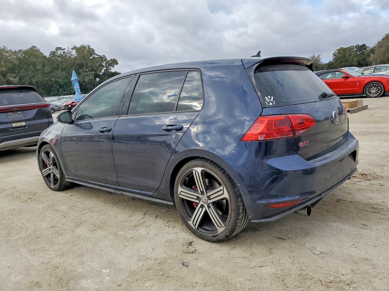 2017 VOLKSWAGEN GTI