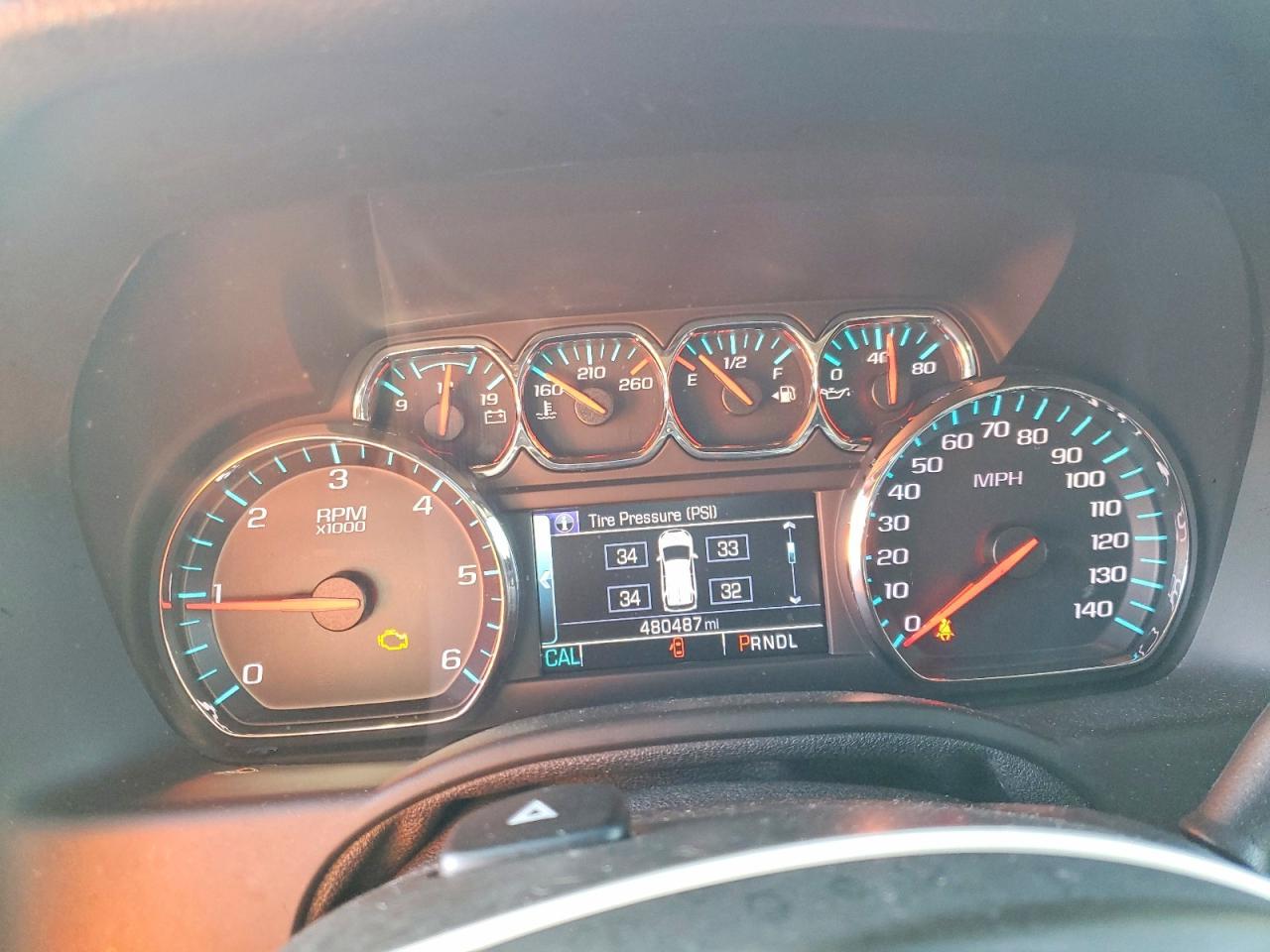 2018 CHEVROLET Suburban