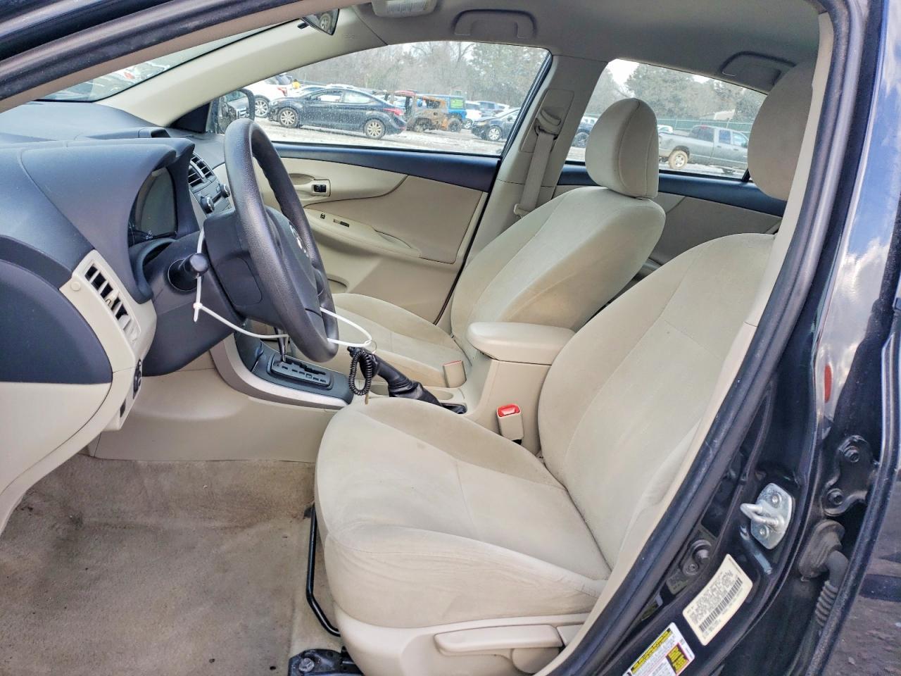 2013 TOYOTA COROLLA