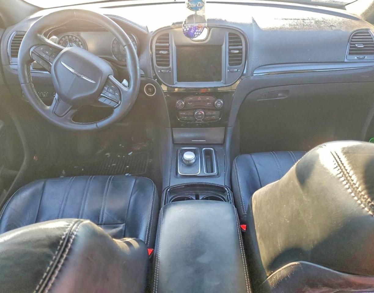 2016 CHRYSLER 300