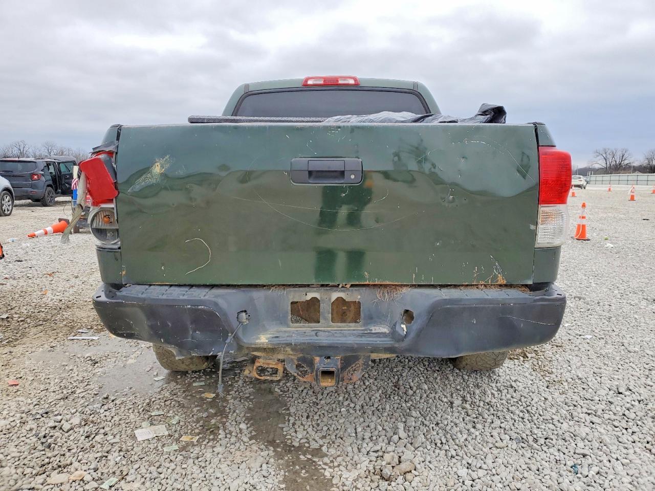 2011 TOYOTA TUNDRA