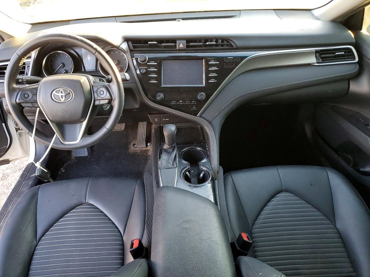 2018 TOYOTA CAMRY