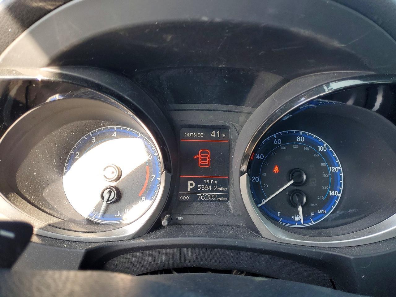 2016 TOYOTA COROLLA