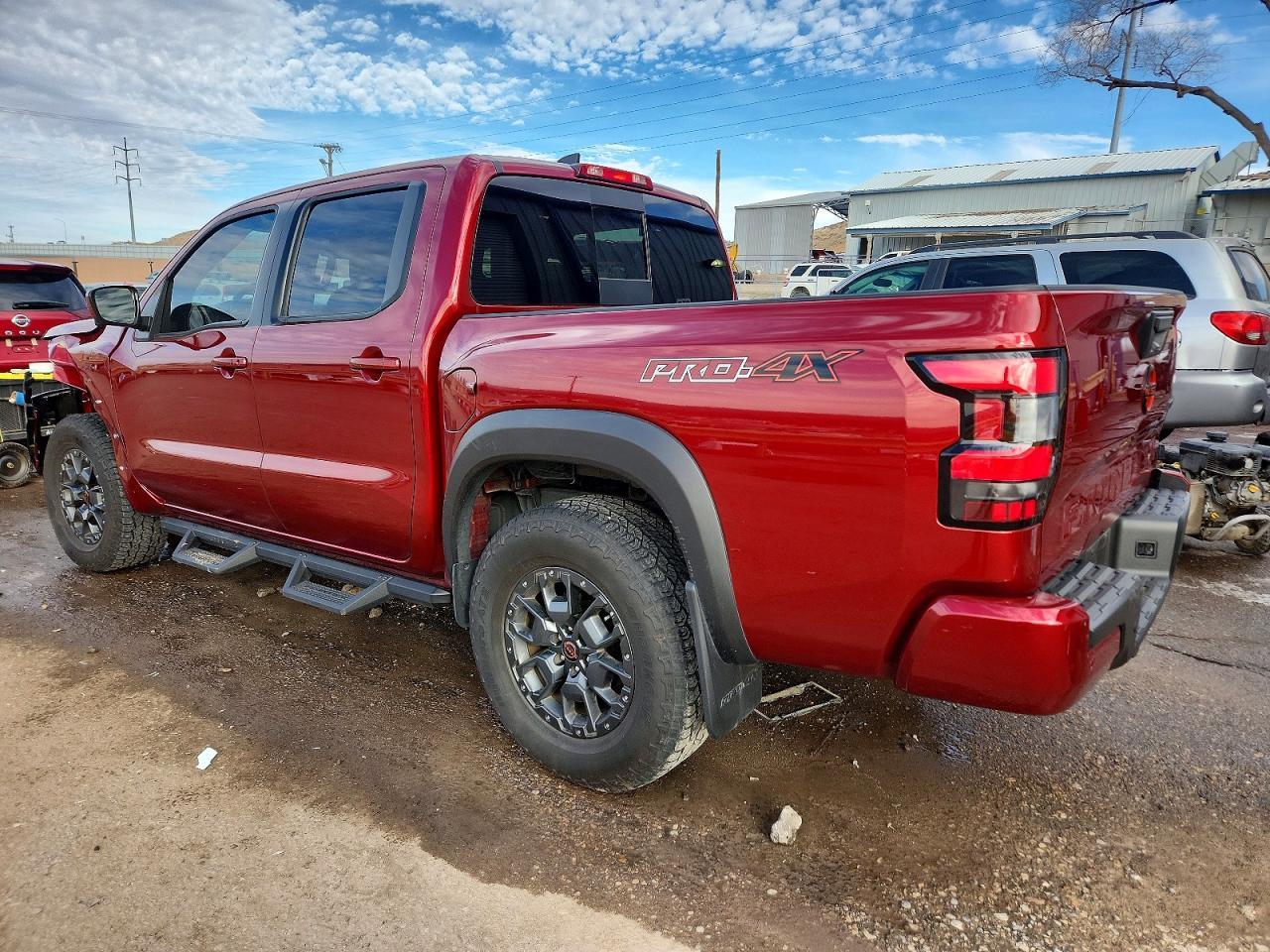 2024 NISSAN Frontier