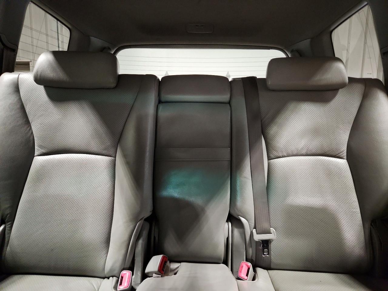 2005 TOYOTA HIGHLANDER
