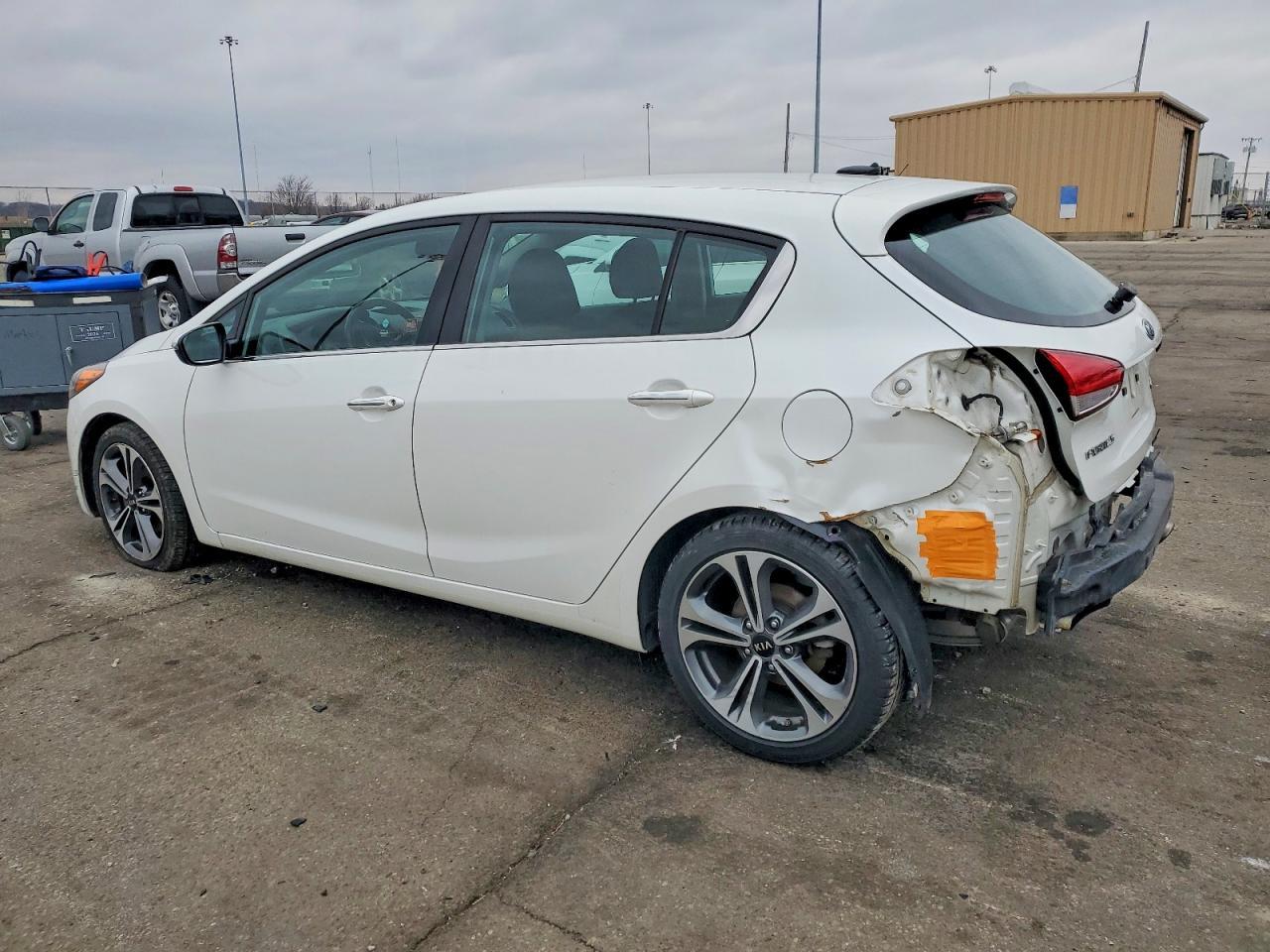 2016 KIA FORTE