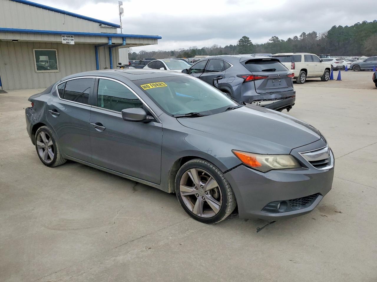 2013 ACURA ILX
