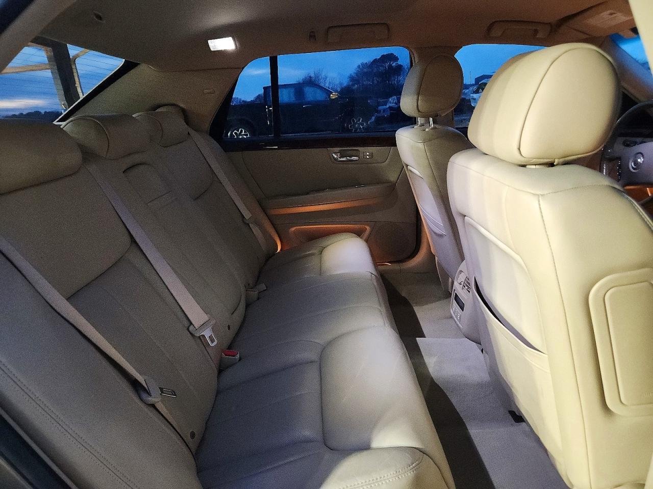 2006 CADILLAC DTS