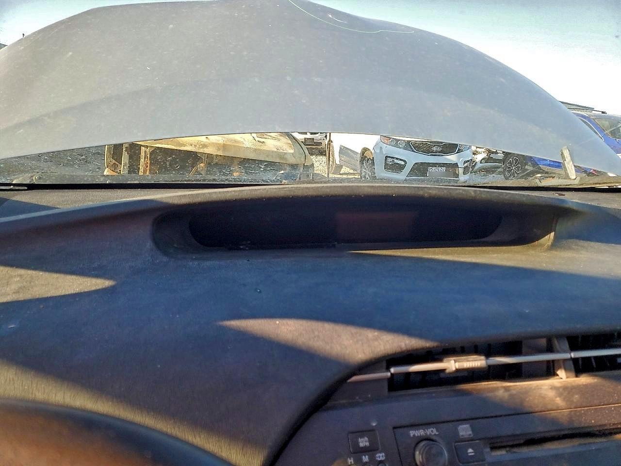 2011 TOYOTA PRIUS
