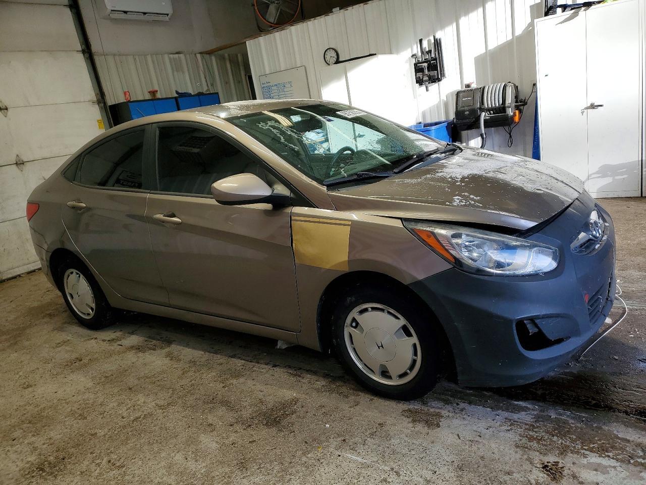 2014 HYUNDAI ACCENT