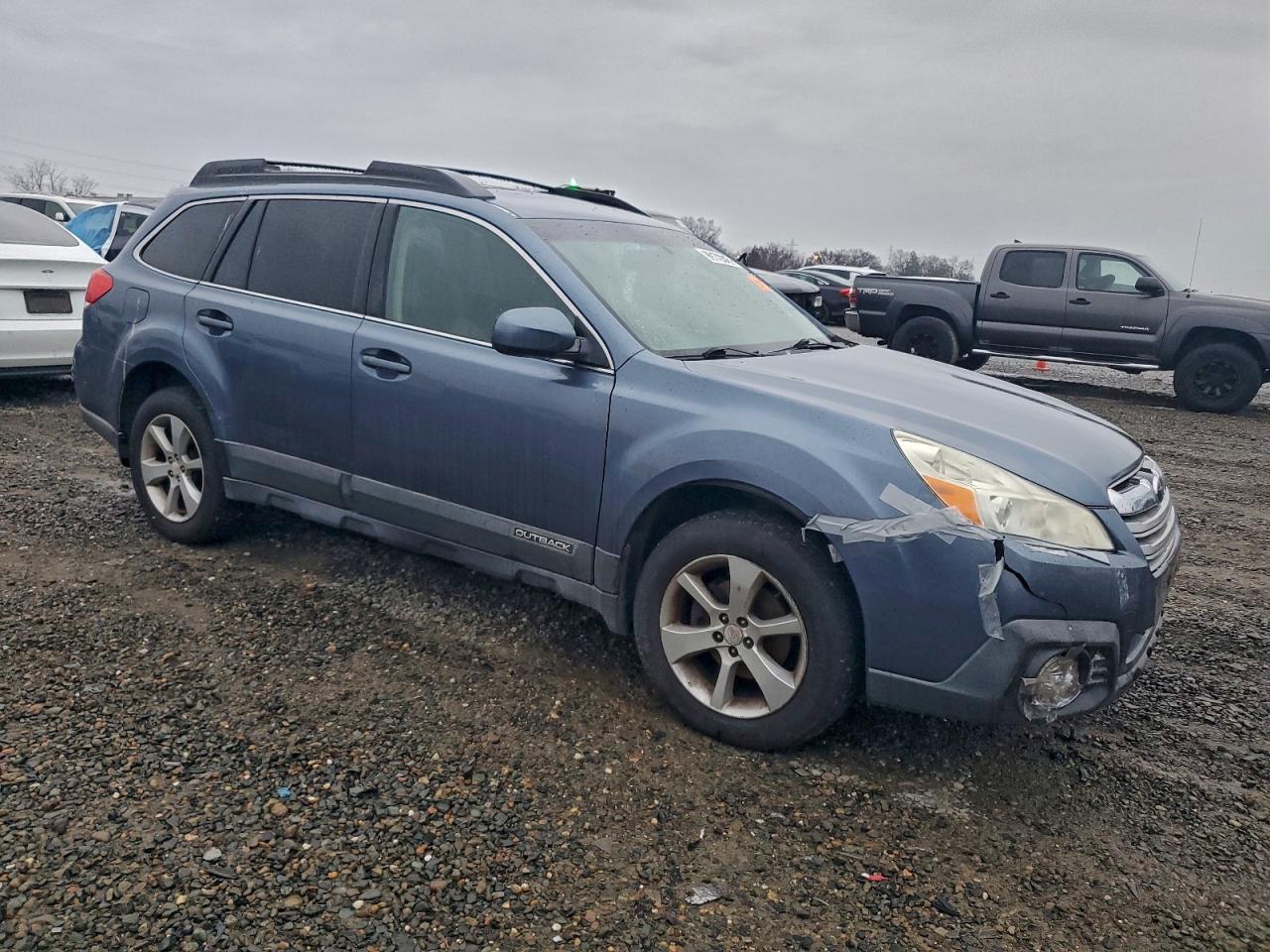 2014 SUBARU Outback