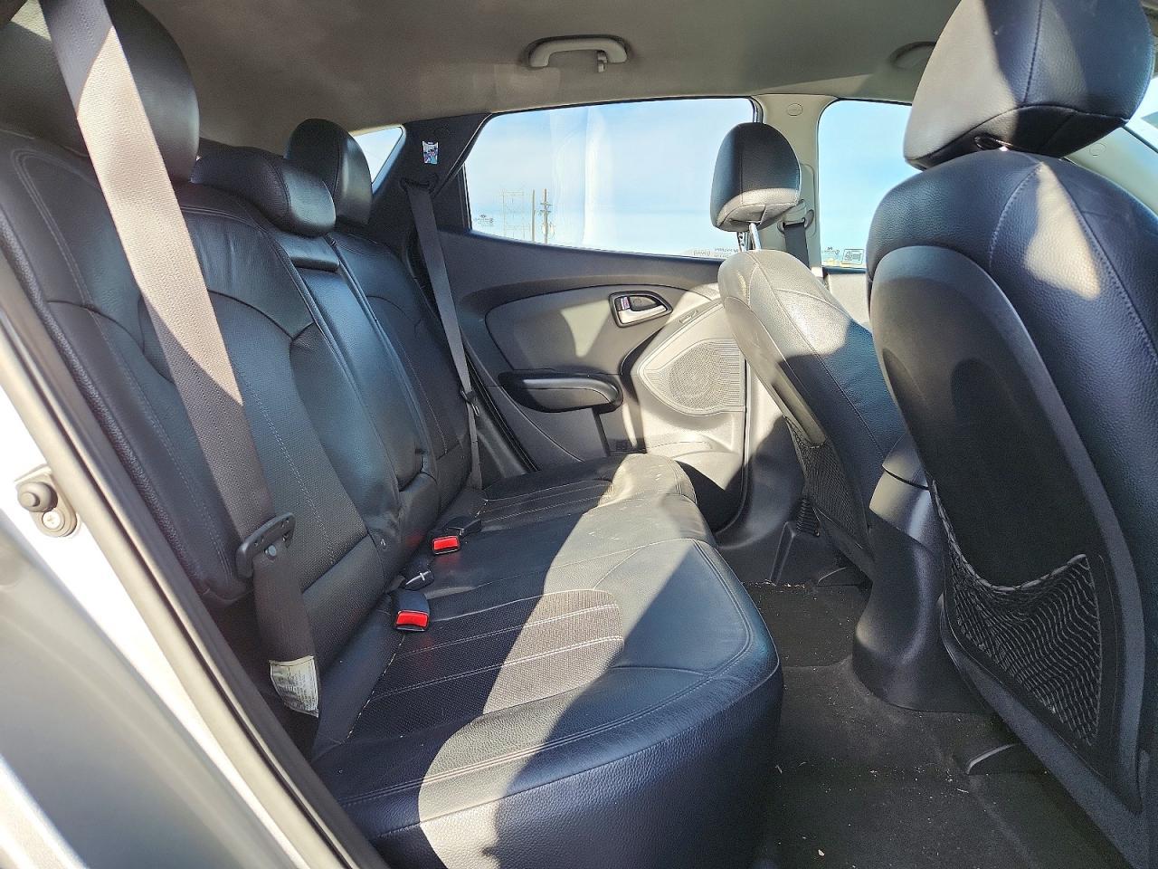 2012 HYUNDAI TUCSON