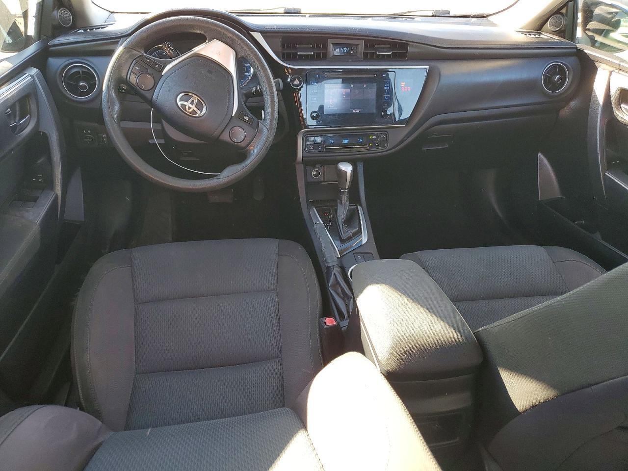 2019 TOYOTA COROLLA
