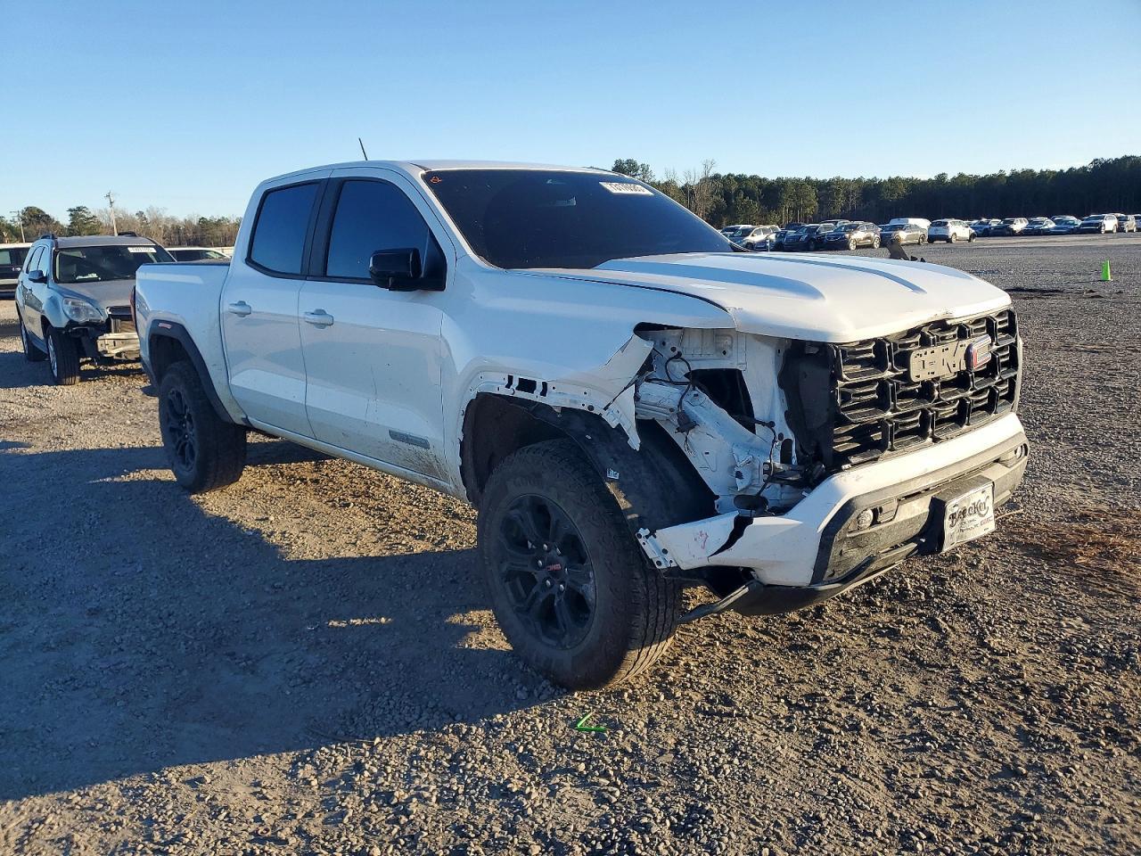 2024 GMC CANYON
