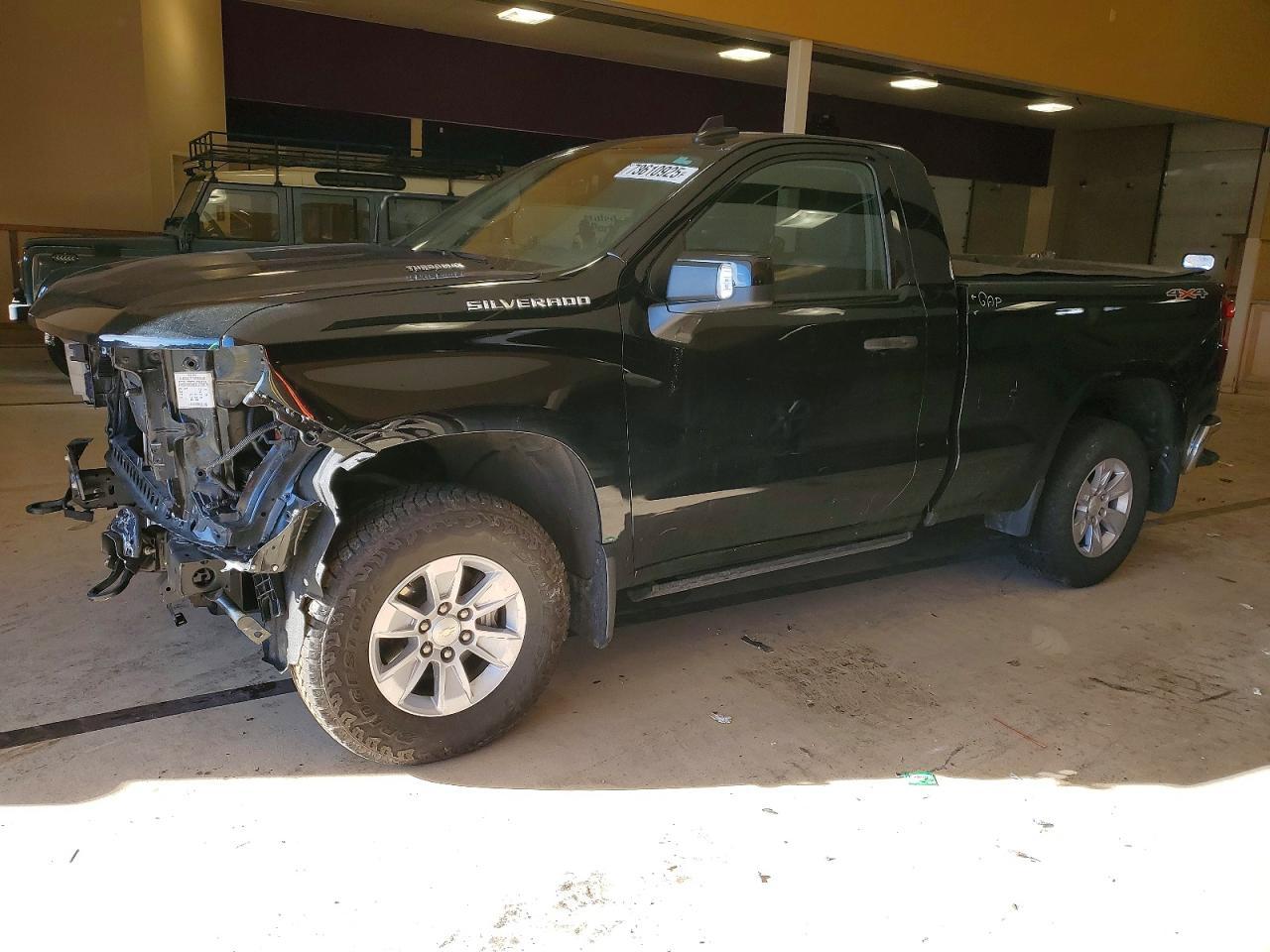 2025 CHEVROLET Silverado