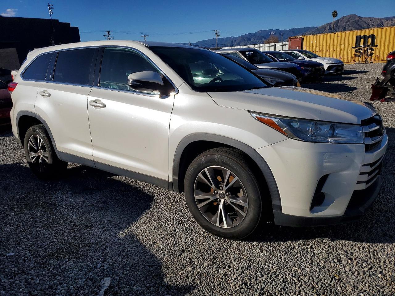 2019 TOYOTA HIGHLANDER