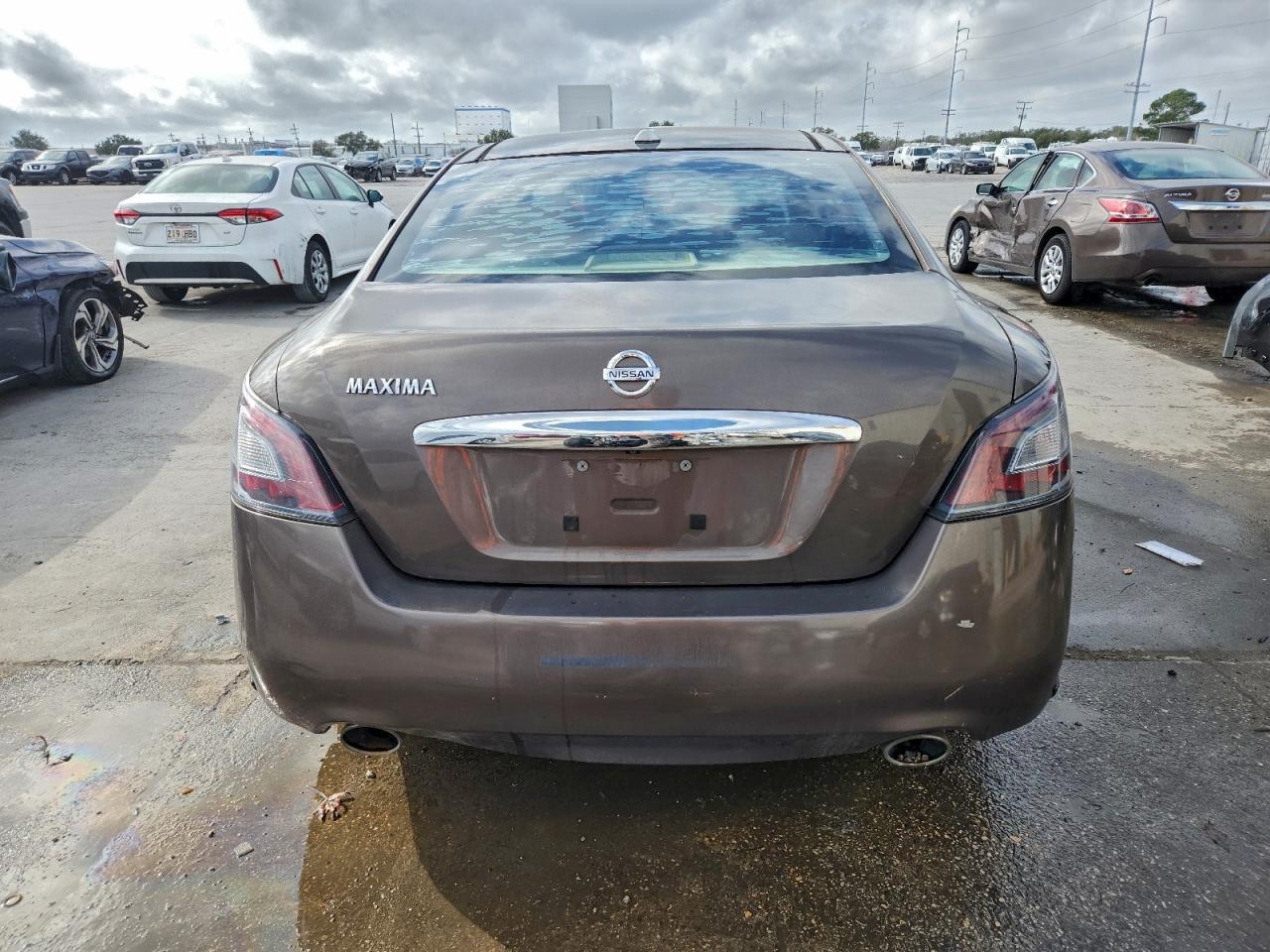 2014 NISSAN Maxima