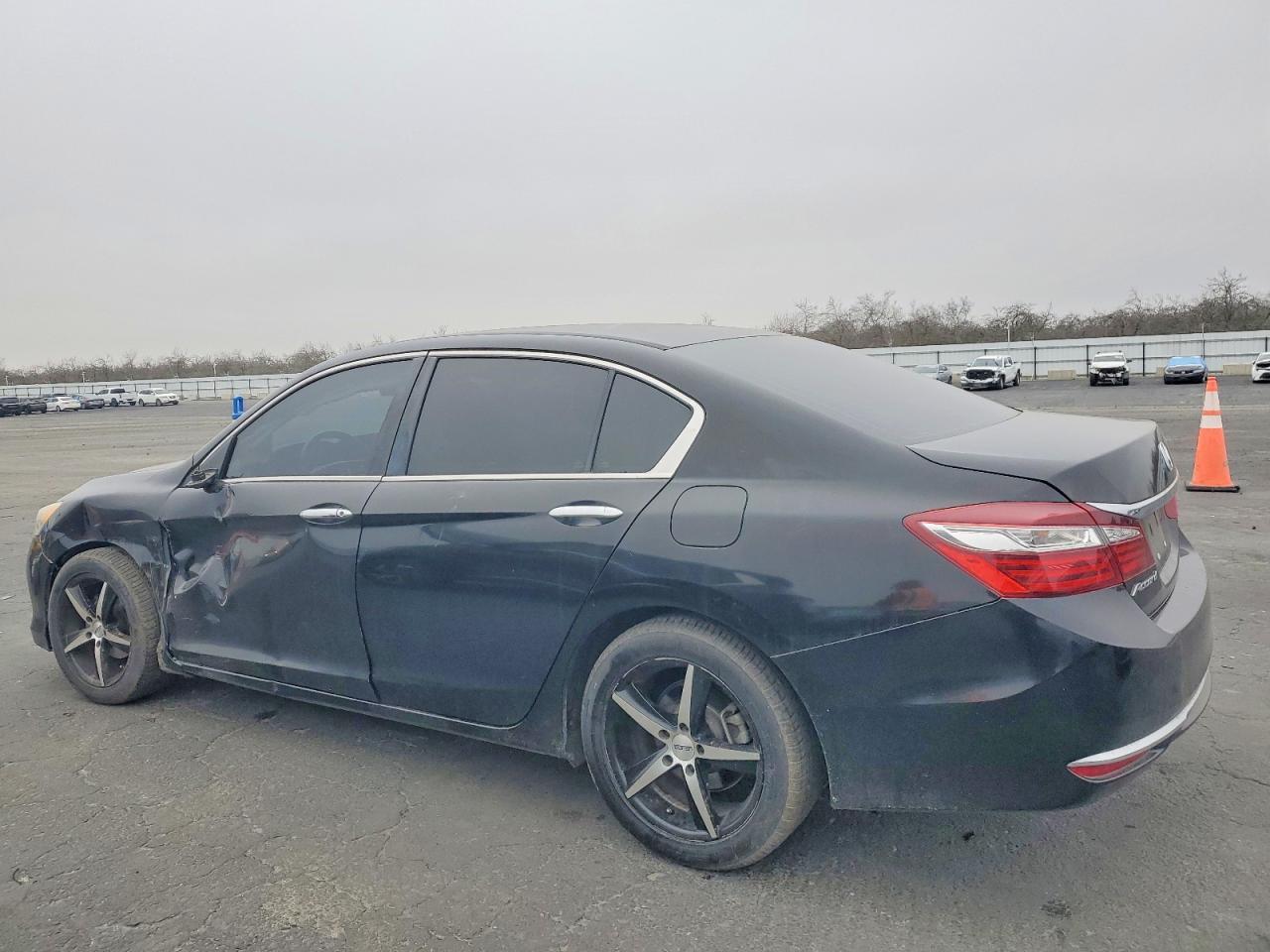 2017 HONDA ACCORD